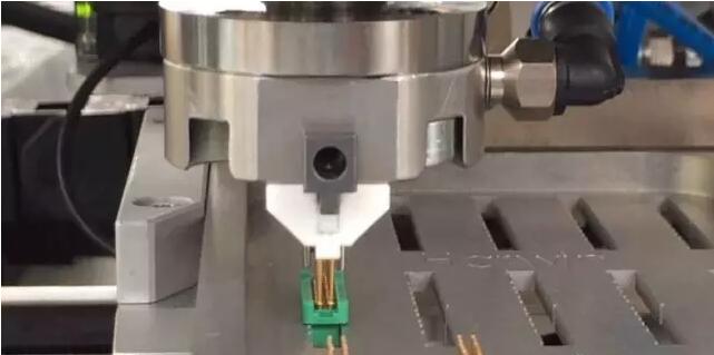 費斯托電子行業(yè)插針“絕學(xué)”