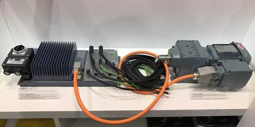 小元件大世界 談如何選擇適合自己的工業(yè)連接器？